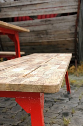 teak-outdoor-furniture-1